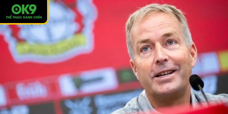 Kasper Hjulmand tiếp quản chiếc ghế HLV thay cho Erik ten Hag